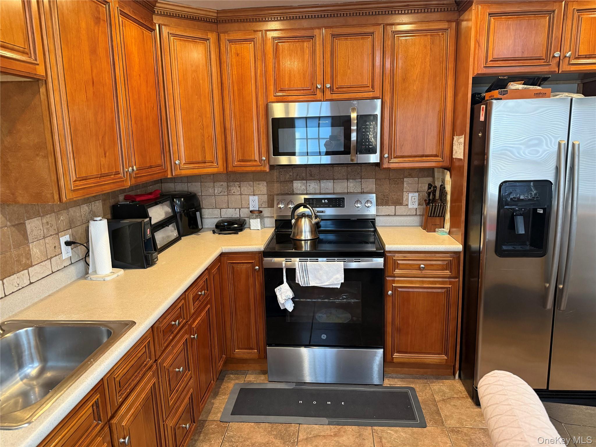 45 South Ridge Street Port Chester, NY 10573 - Photo 10 of 39