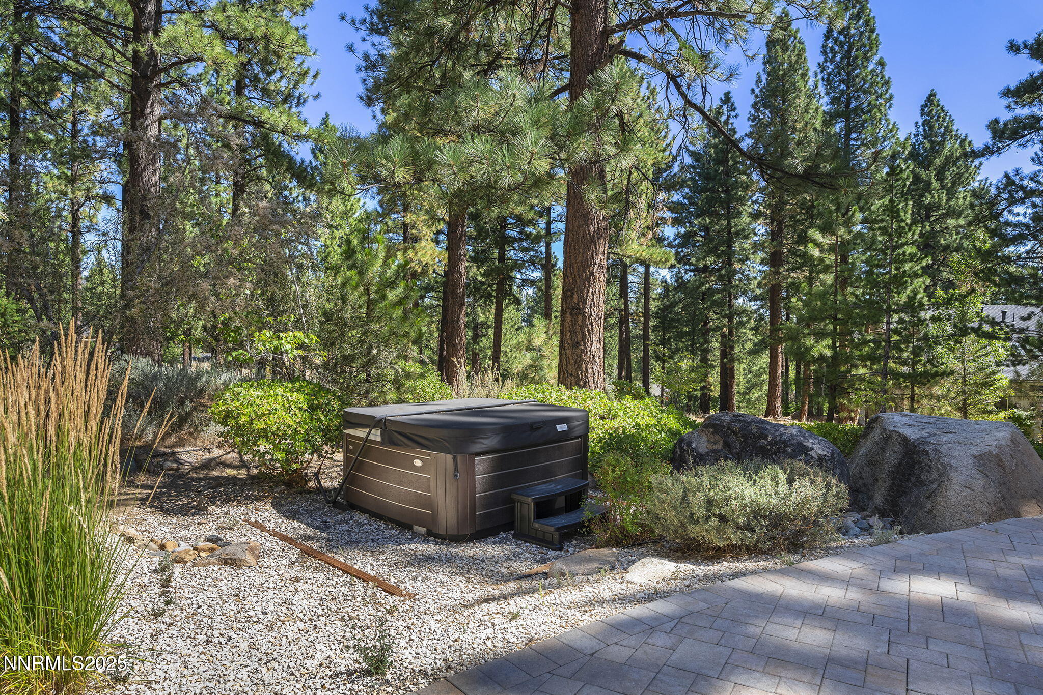1405 Joy Lake Road Reno, NV 89511 - Photo 6 of 20 27-web-or-mls-_DSC4430