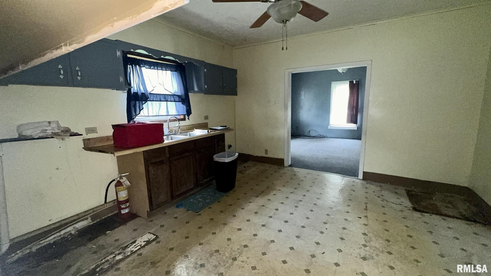 404 East Main Street Buckner, IL 62819 - Photo 6 of 11 Gallery Image 6