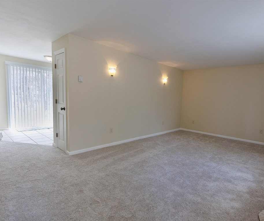 1 General Hobbs Road, Unit 2 Jefferson, MA 01522 - Photo 8 of 25 Gallery Image 8