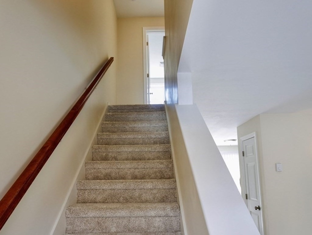1 General Hobbs Road, Unit 2 Jefferson, MA 01522 - Photo 9 of 25 Gallery Image 9