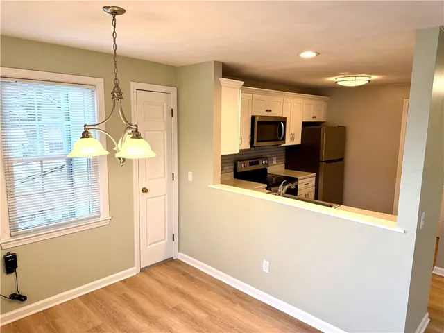 $2,500 | 101 Marlborough Street, Unit 2, East Greenwich, RI 02818