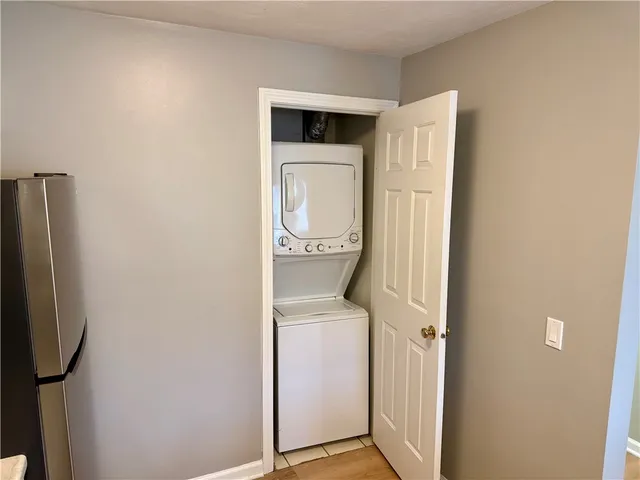 $2,500 | 101 Marlborough Street, Unit 2, East Greenwich, RI 02818