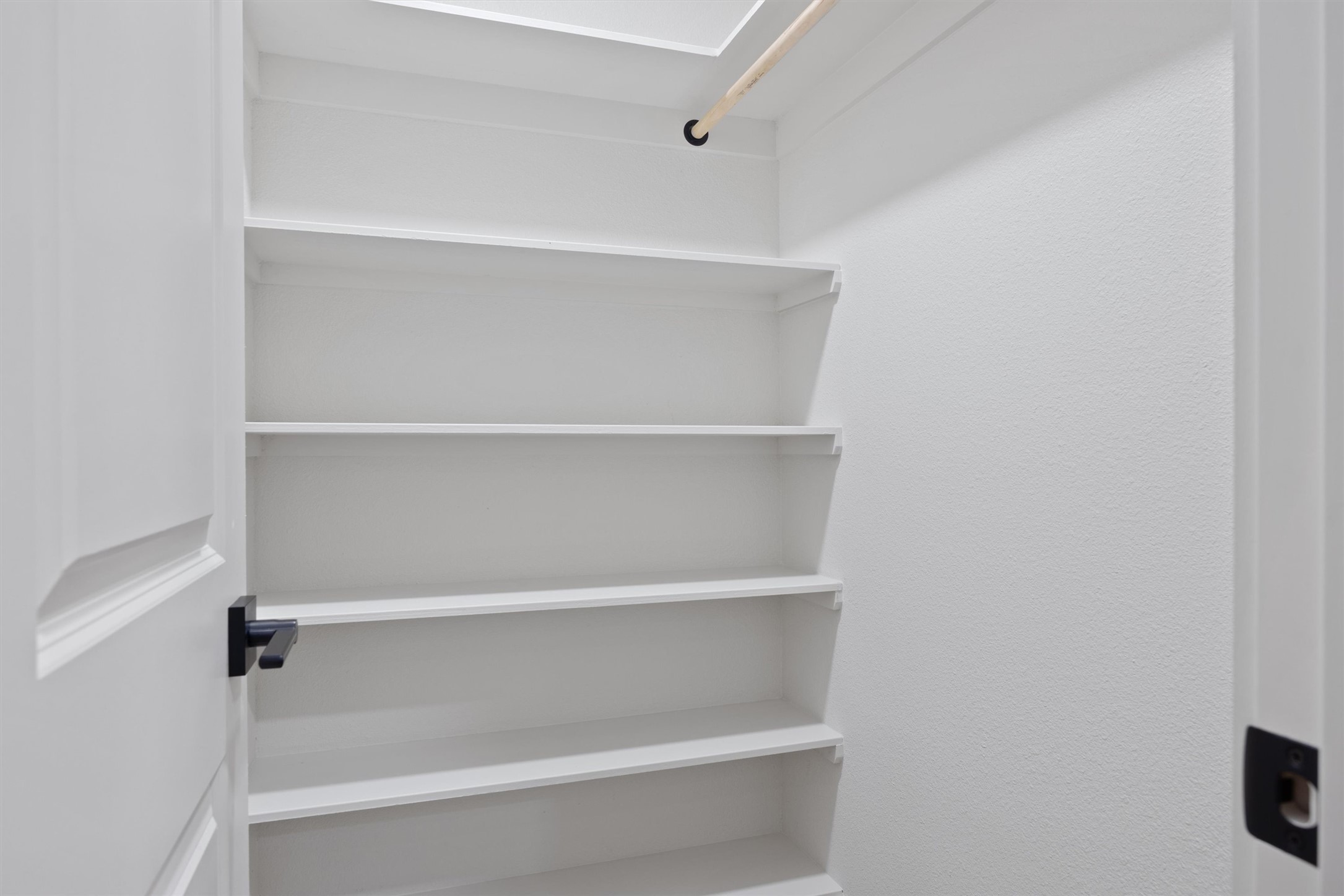 6212 Boxcar Run Austin, TX 78745 - Photo 22 of 36 View of walk in closet