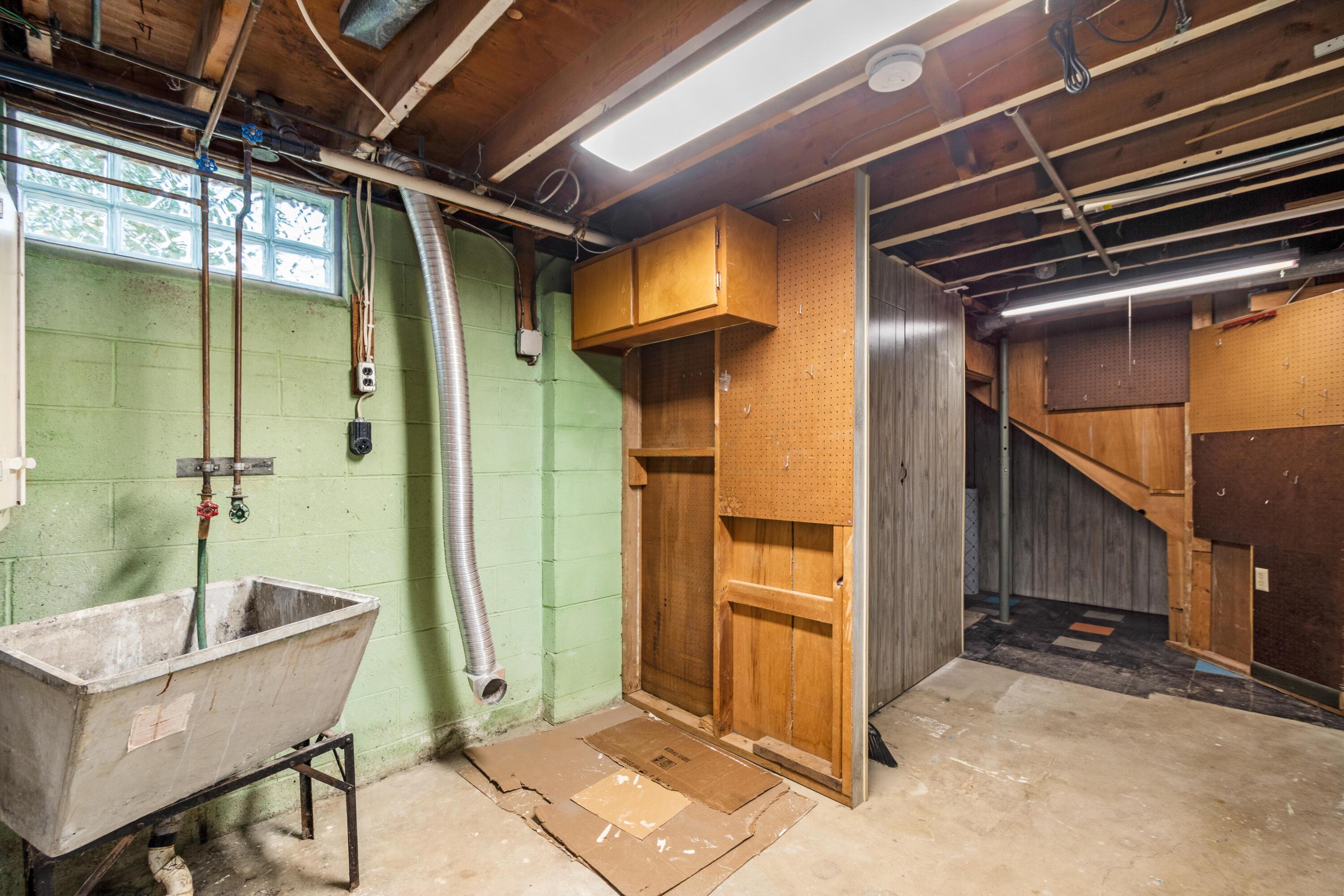 2183 Ward Road Columbus, OH 43224 - Photo 26 of 35 F_2183_Ward053