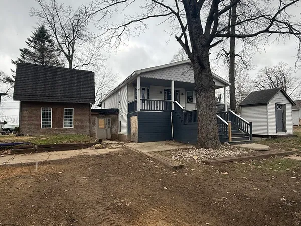 $132,000 | 1747 Tennis Court, Pleasant Lake, MI 49272