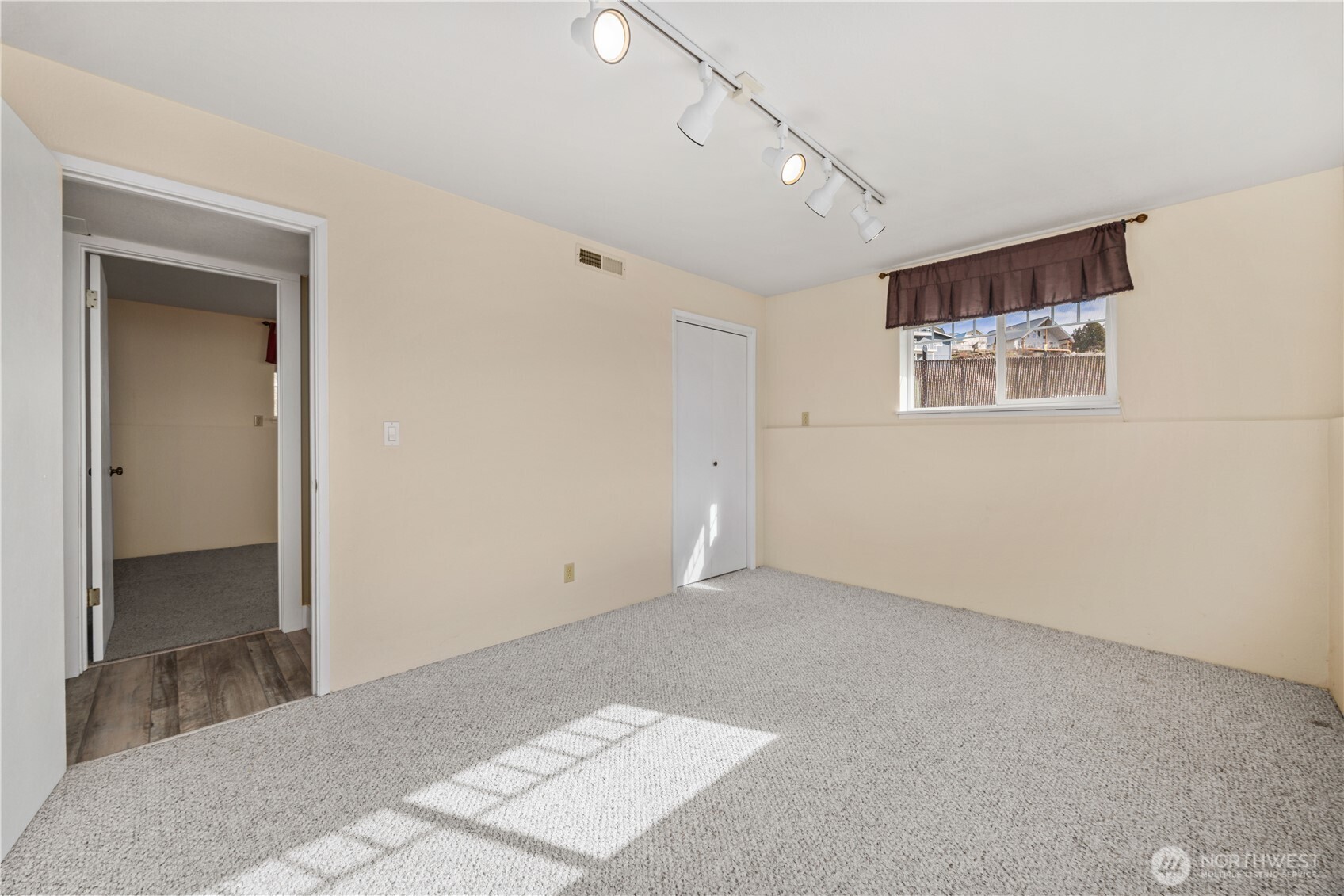 109 Pyramid Place Chelan, WA 98816 - Photo 17 of 40