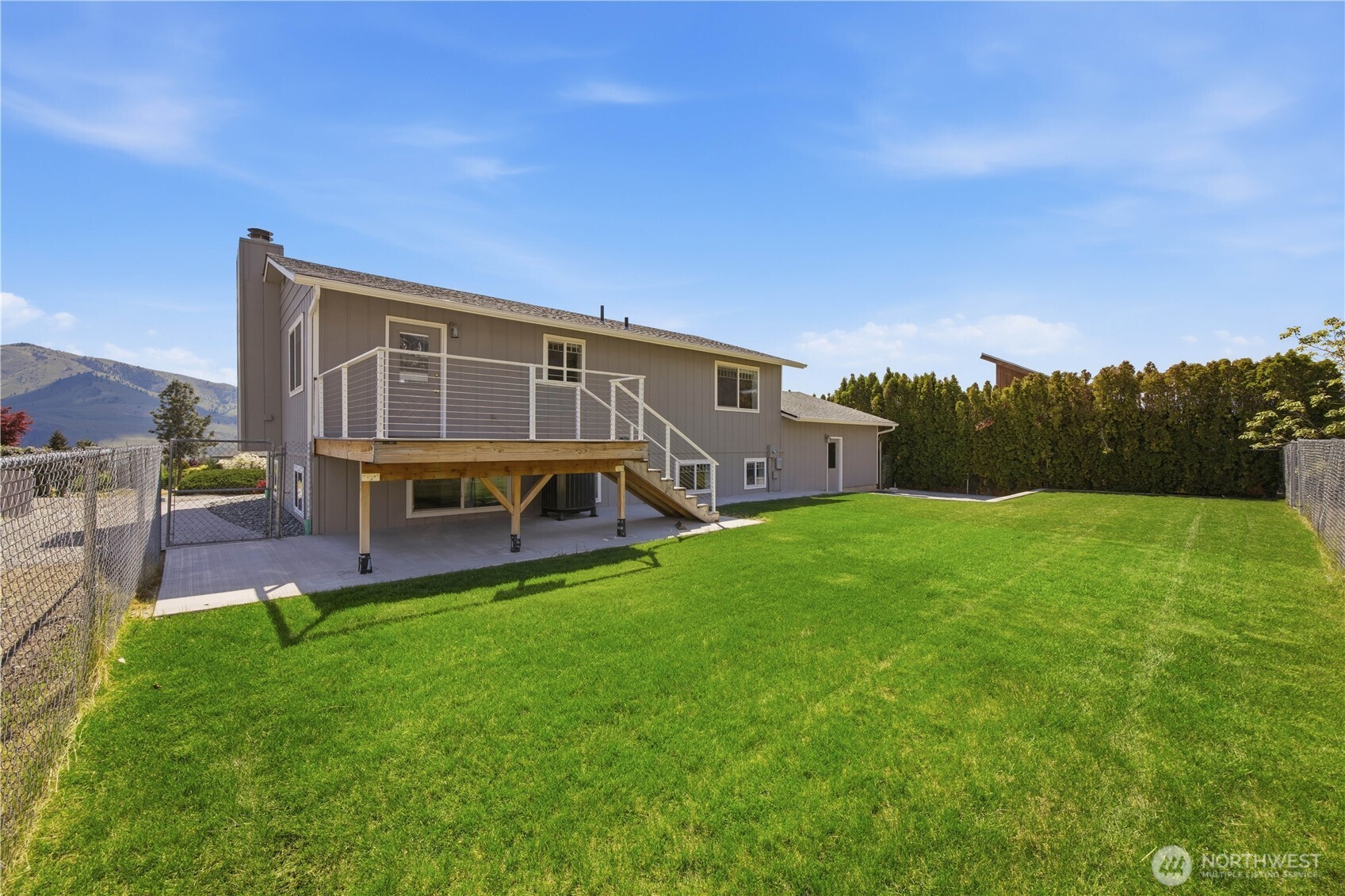 109 Pyramid Place Chelan, WA 98816 - Photo 25 of 39