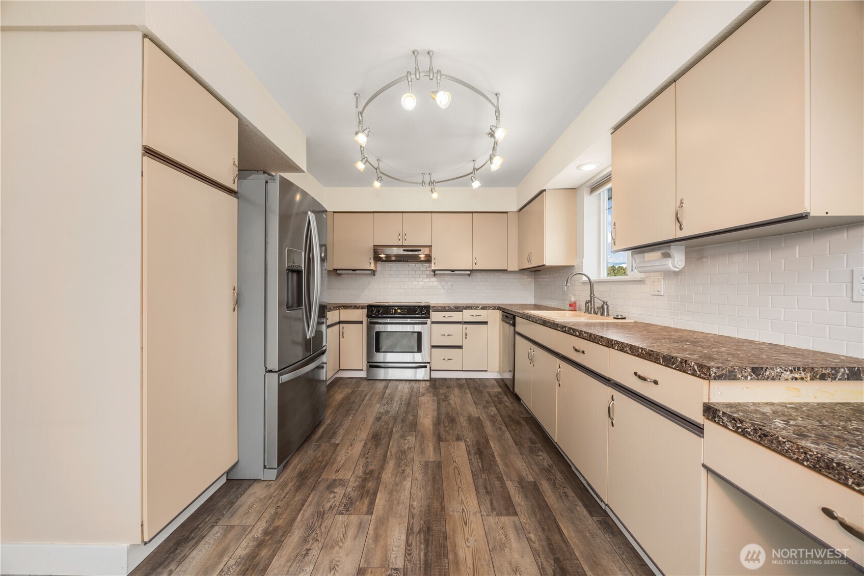 109 Pyramid Place Chelan, WA 98816 - Photo 9 of 40