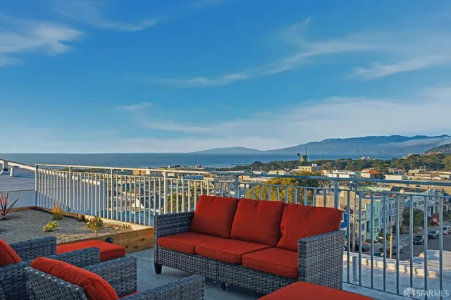 $1,587 | 3945 Judah Street, Unit 301, San Francisco, CA 94122