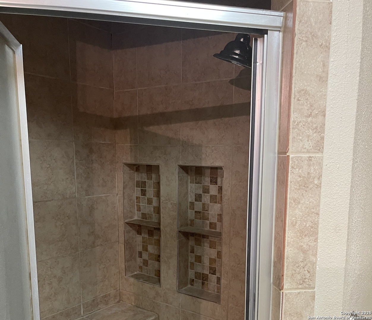 6932 Green Valley Road Cibolo, TX 78108 - Photo 18 of 18 a close view of a bathroom