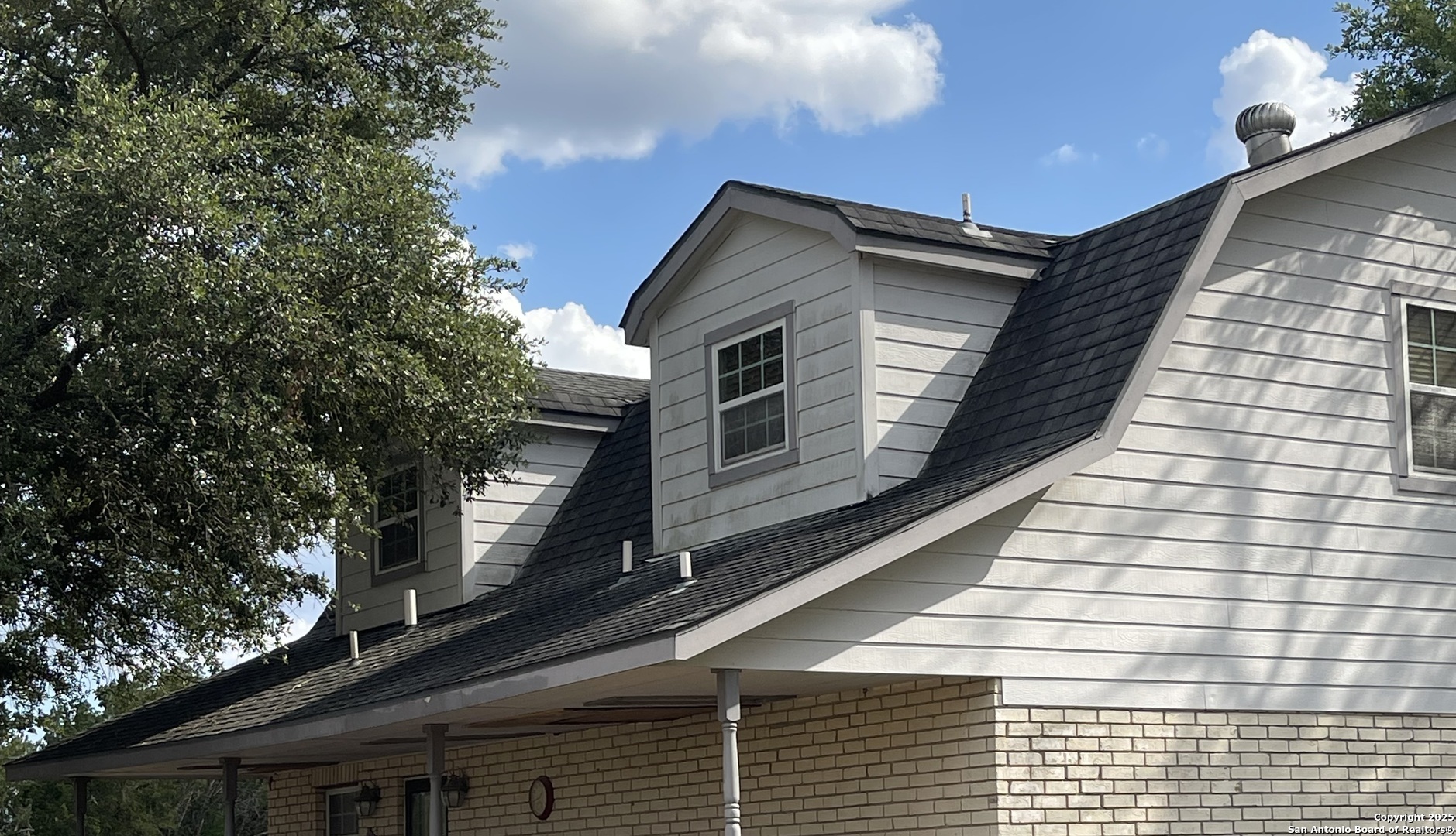 6932 Green Valley Road Cibolo, TX 78108 - Photo 3 of 18