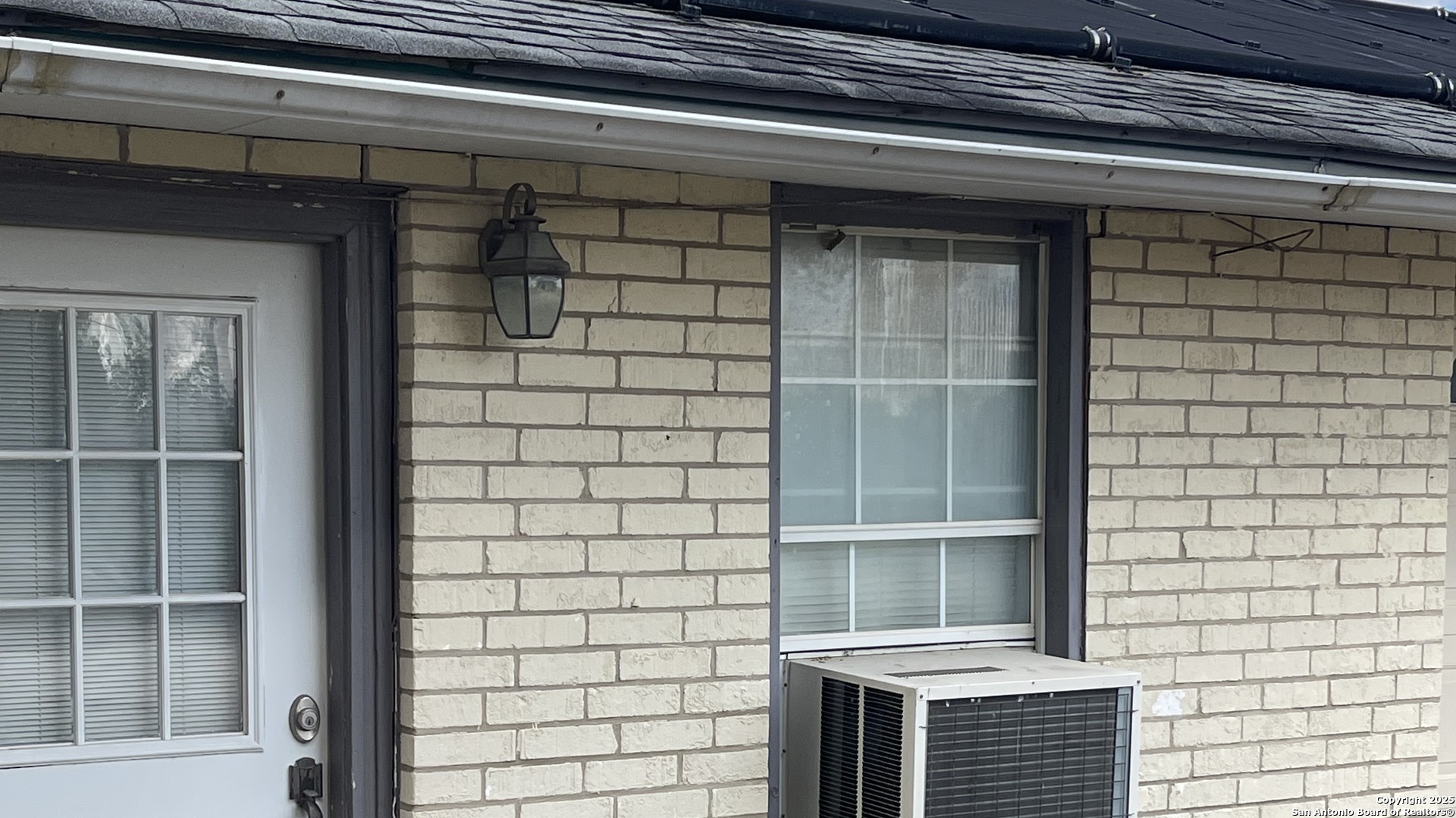 6932 Green Valley Road Cibolo, TX 78108 - Photo 6 of 18 a bathroom with a shower