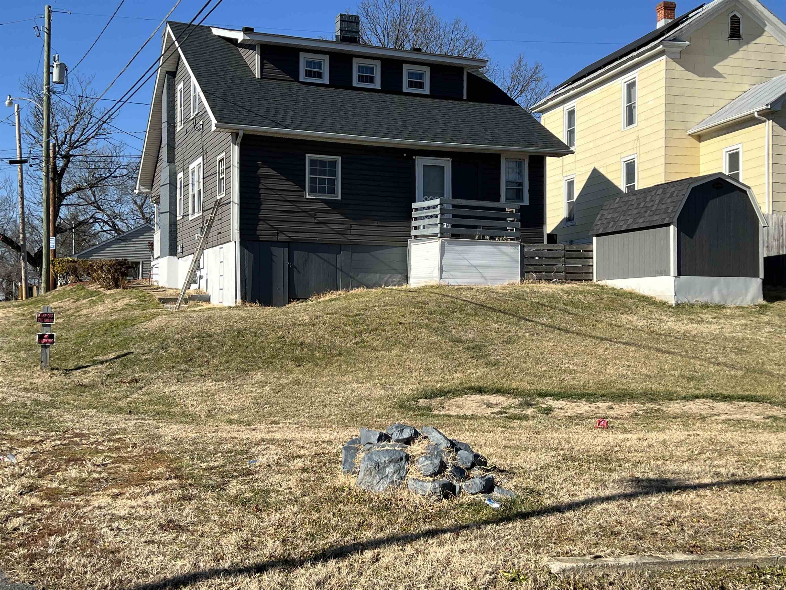 220 Elizabeth Avenue Waynesboro, VA 22980 - Photo 4 of 16 a view of a house with a patio