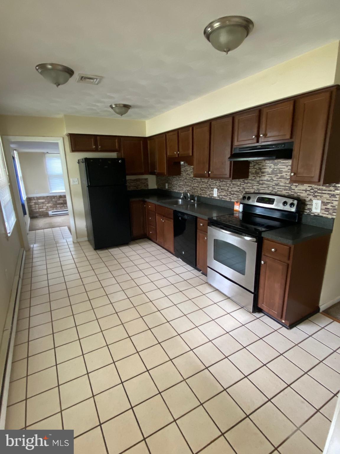 485 Pleasant View Road New Cumberland, PA 17070 - Photo 4 of 10 Gallery Image 4