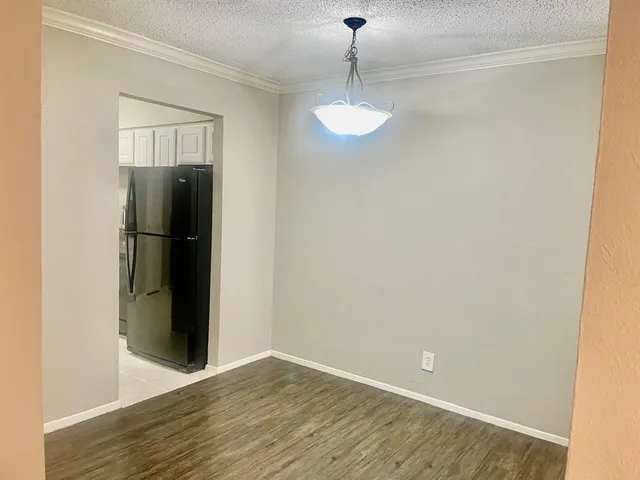 $1,500 | 5300 Keller Springs Road, Unit 2080, Dallas, TX 75248
