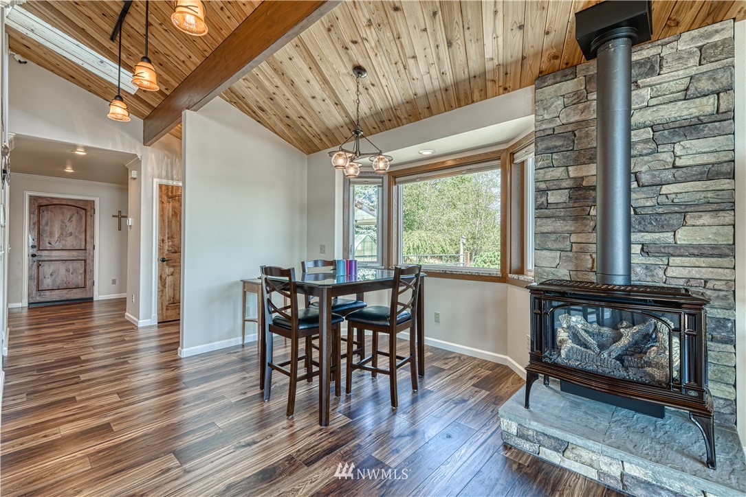 561 Rhododendron Drive Sequim, WA 98382 - Photo 11 of 40 Gallery Image 11