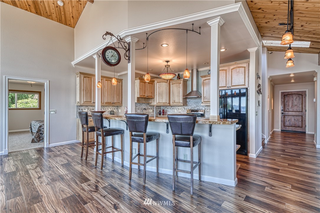 561 Rhododendron Drive Sequim, WA 98382 - Photo 12 of 40 Gallery Image 12