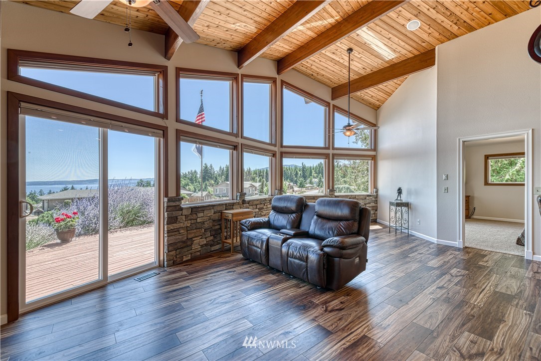 561 Rhododendron Drive Sequim, WA 98382 - Photo 17 of 40 Gallery Image 17