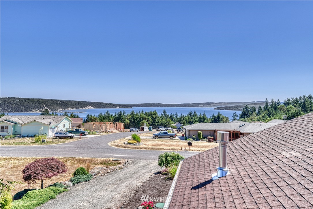 561 Rhododendron Drive Sequim, WA 98382 - Photo 34 of 40 Gallery Image 34