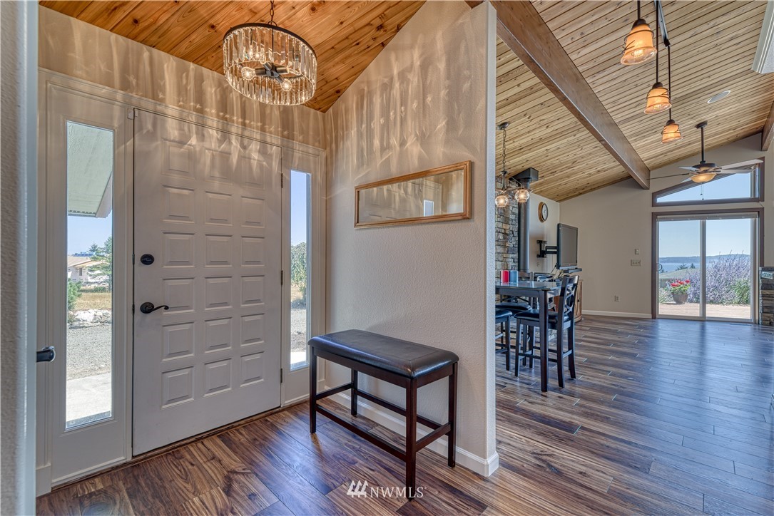 561 Rhododendron Drive Sequim, WA 98382 - Photo 8 of 40 Gallery Image 8