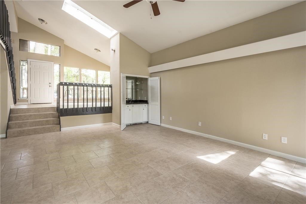 535 Enchanted Lane Spring, TX 77388 - Photo 3 of 16