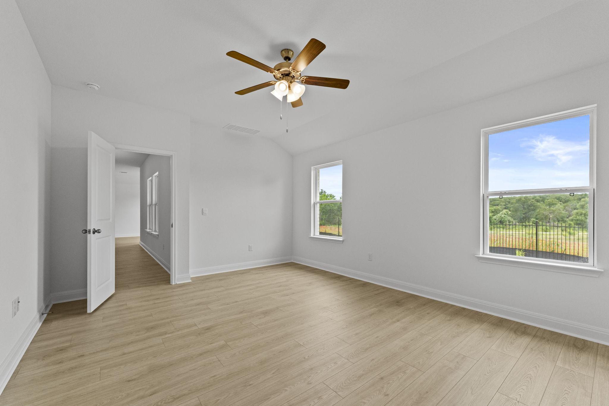 261 Rivers Edge Drive Georgetown, TX 78628 - Photo 9 of 30