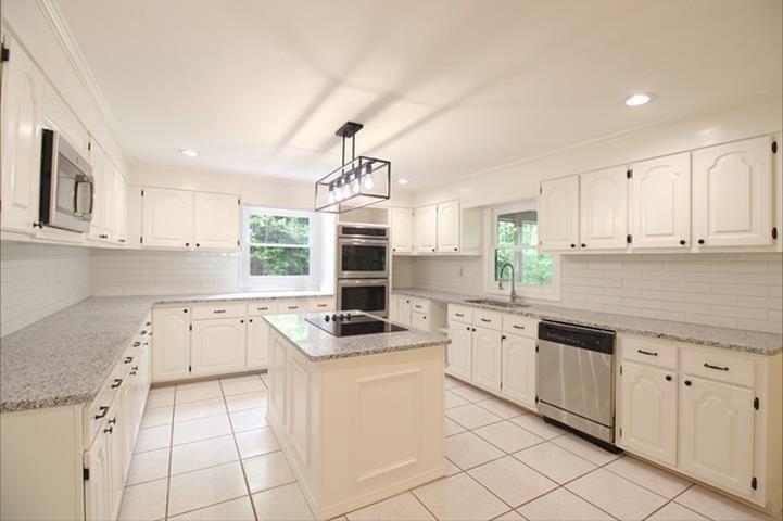 640 Union Grove Church Road Southeast Adairsville, GA 30103 - Photo 2 of 31