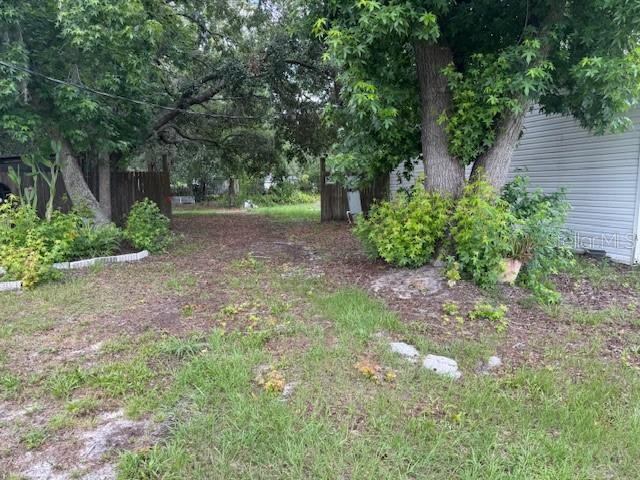 6721 Coronet Road Lakeland, FL 33811 - Photo 51 of 63 a view of backyard with green space