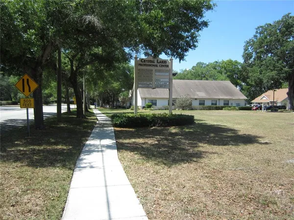 $300,000 | 209 Crystal Grove Boulevard, Lutz, FL 33548