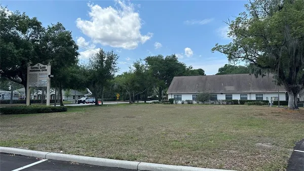 $300,000 | 209 Crystal Grove Boulevard, Lutz, FL 33548