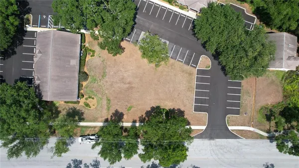 $300,000 | 209 Crystal Grove Boulevard, Lutz, FL 33548