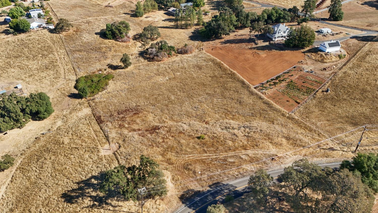 1495 Mountain Ranch Road San Andreas, CA 95249 - Photo 30 of 33 a view of backyard of a house