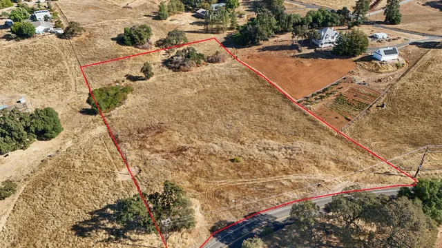 a view of outside space