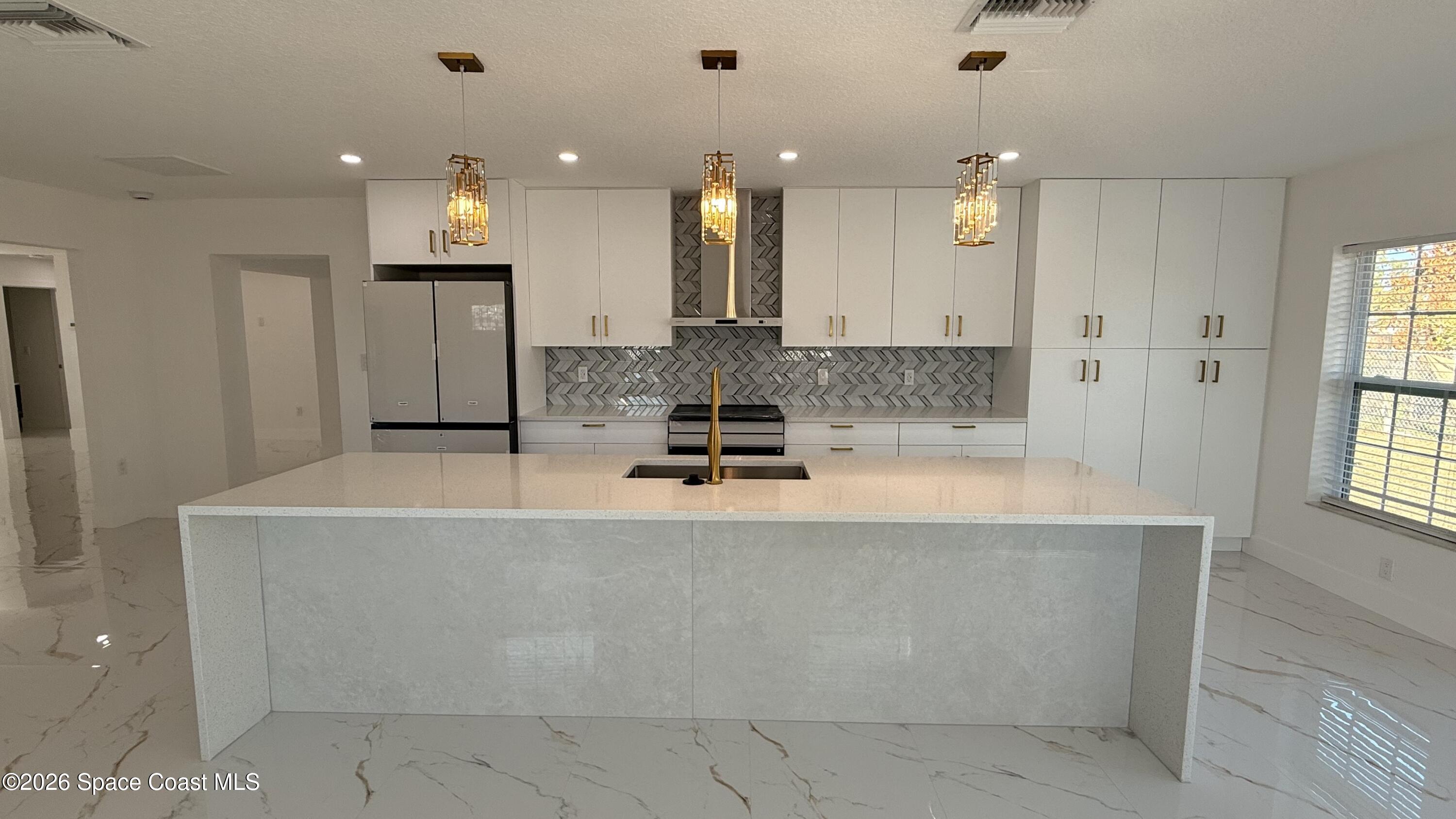 259 Benchor Road Northwest Melbourne, FL 32907 - Photo 2 of 34 IMG_6446