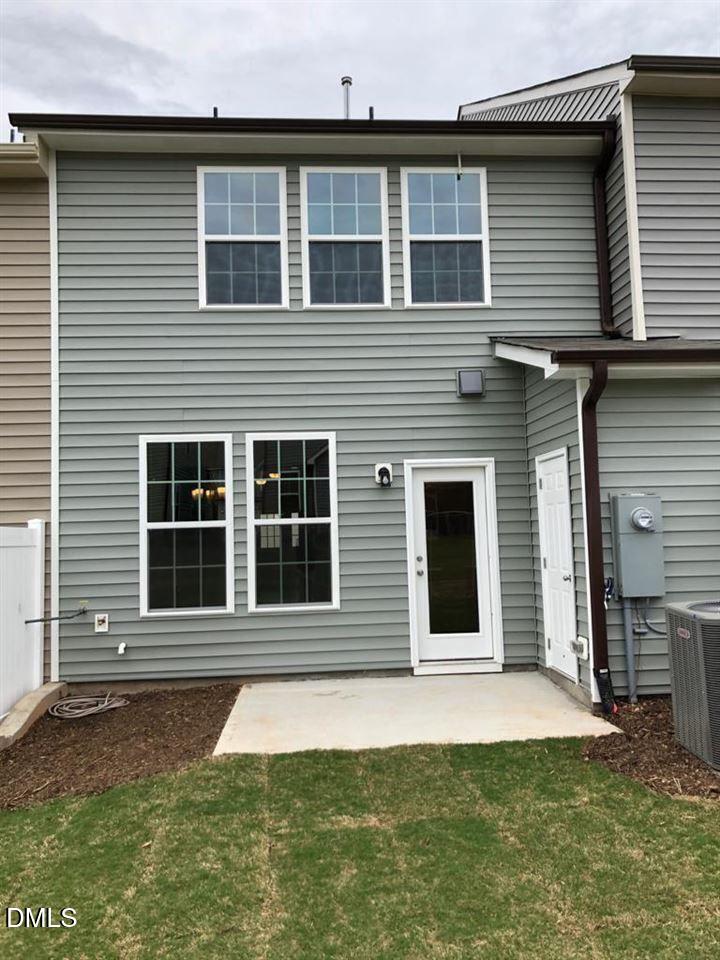4769 Lord Fogelman Way Raleigh, NC 27610 - Photo 14 of 30 20251125154808912156000000-o