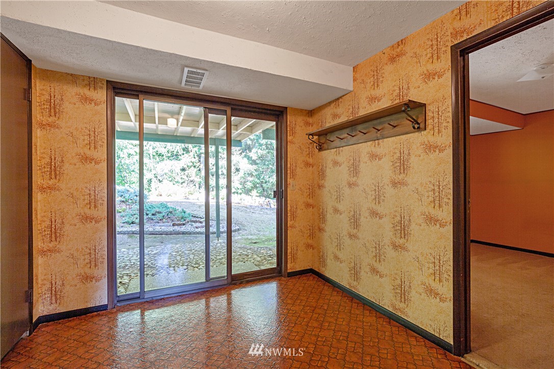 16036 Southeast 167th Place Renton, WA 98058 - Photo 18 of 30 Gallery Image 18