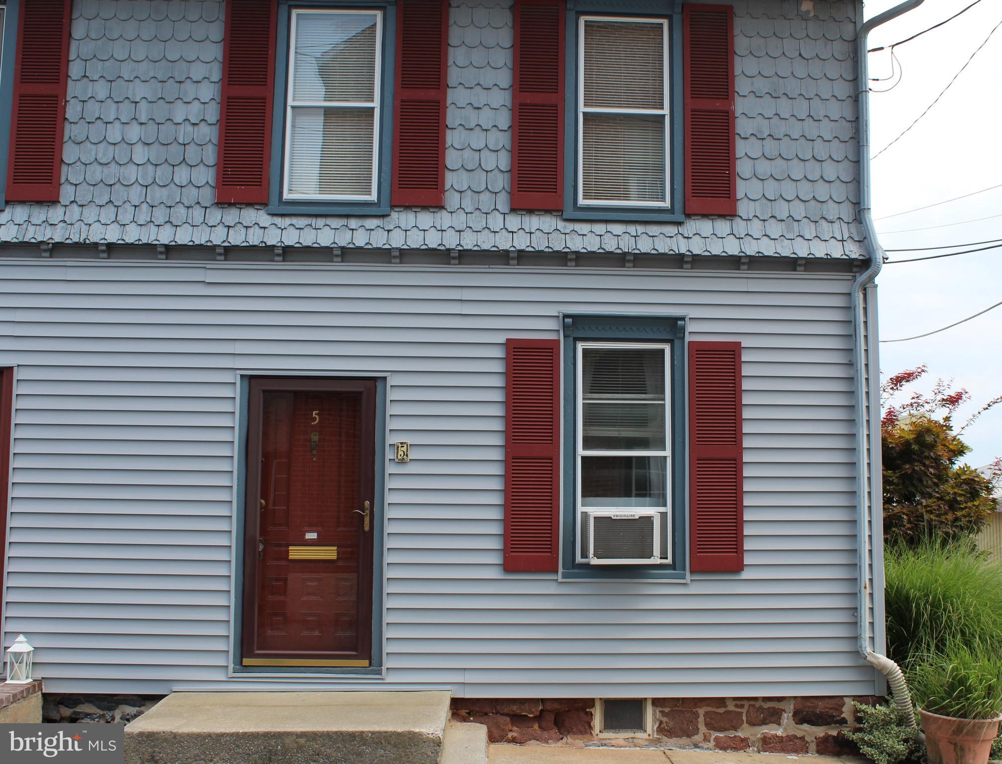 5 Ranck Lane Lititz, PA 17543 - Photo 1 of 21