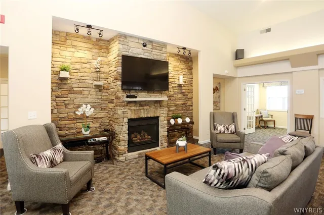 $2,691 | 4100 Stonegate Lane, Unit 2, Buffalo, NY 14221