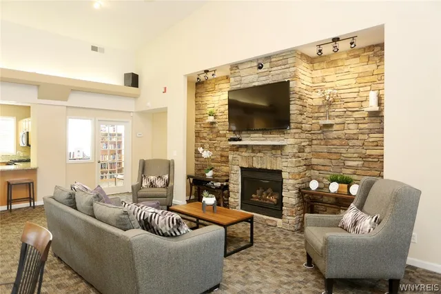 $2,691 | 4100 Stonegate Lane, Unit 2, Buffalo, NY 14221