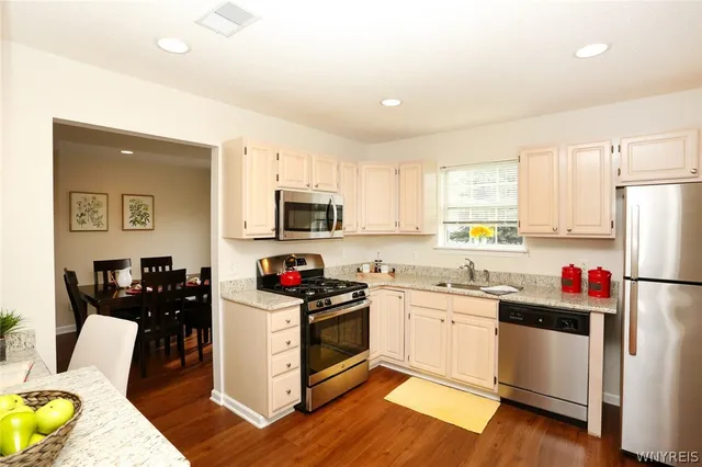 $2,691 | 4100 Stonegate Lane, Unit 2, Buffalo, NY 14221