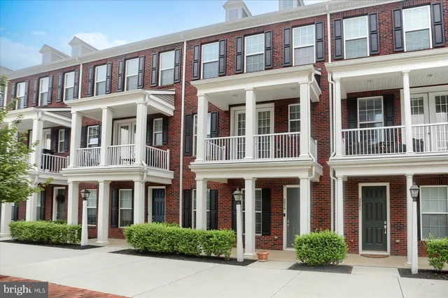 $455,000 | 3219 Wayland Road, Mechanicsburg, PA 17055