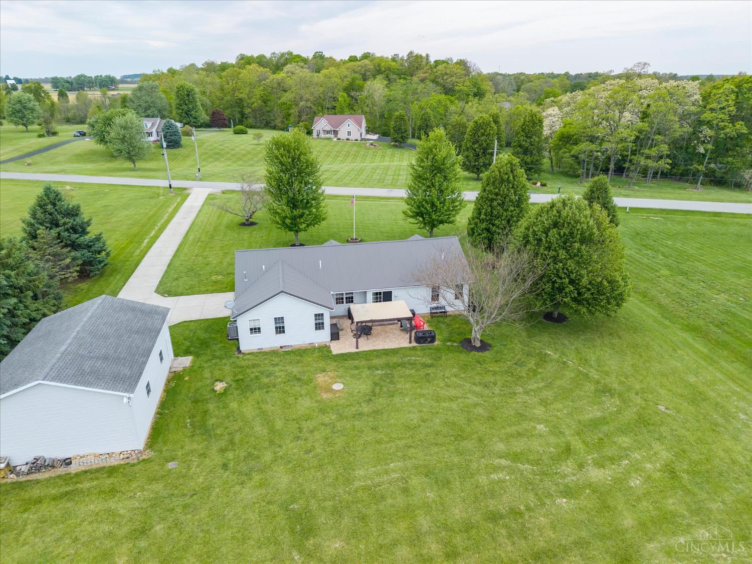 9070 Grimsley Road Leesburg, OH 45135 - Photo 39 of 41