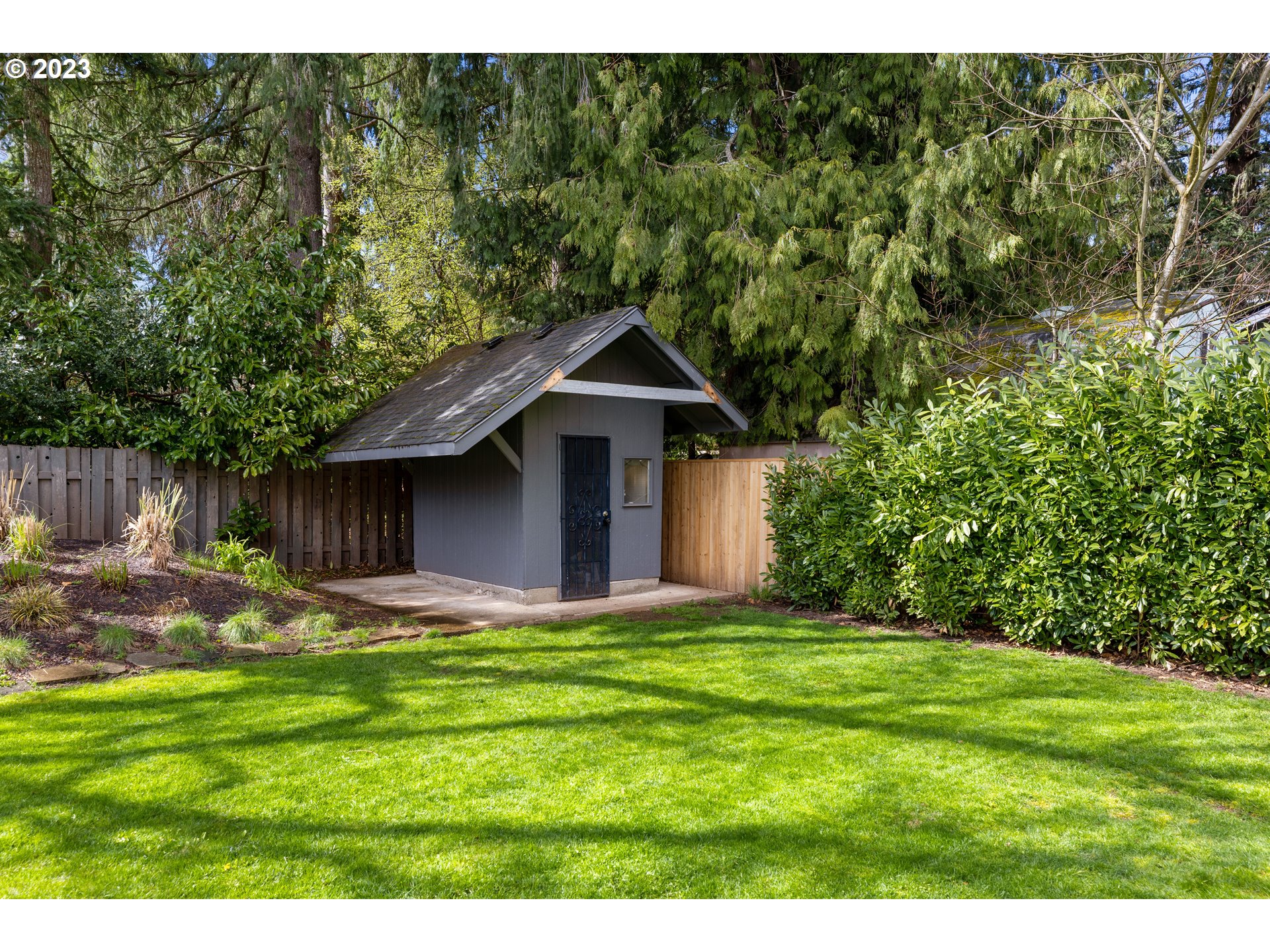 5465 Southwest Childs Road Lake Oswego, OR 97035 - Photo 31 of 36 Gallery Image 31