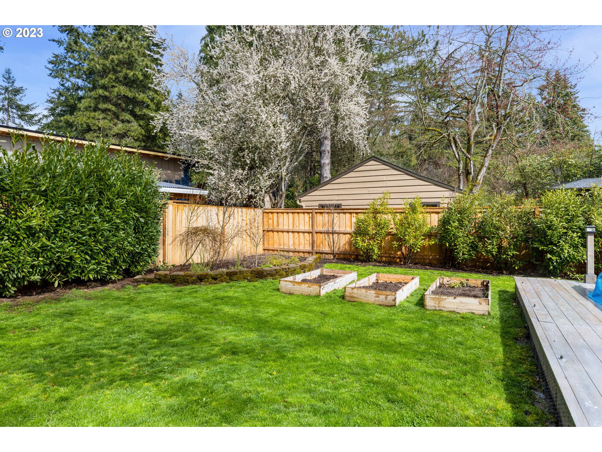 5465 Southwest Childs Road Lake Oswego, OR 97035 - Photo 33 of 36 Gallery Image 33