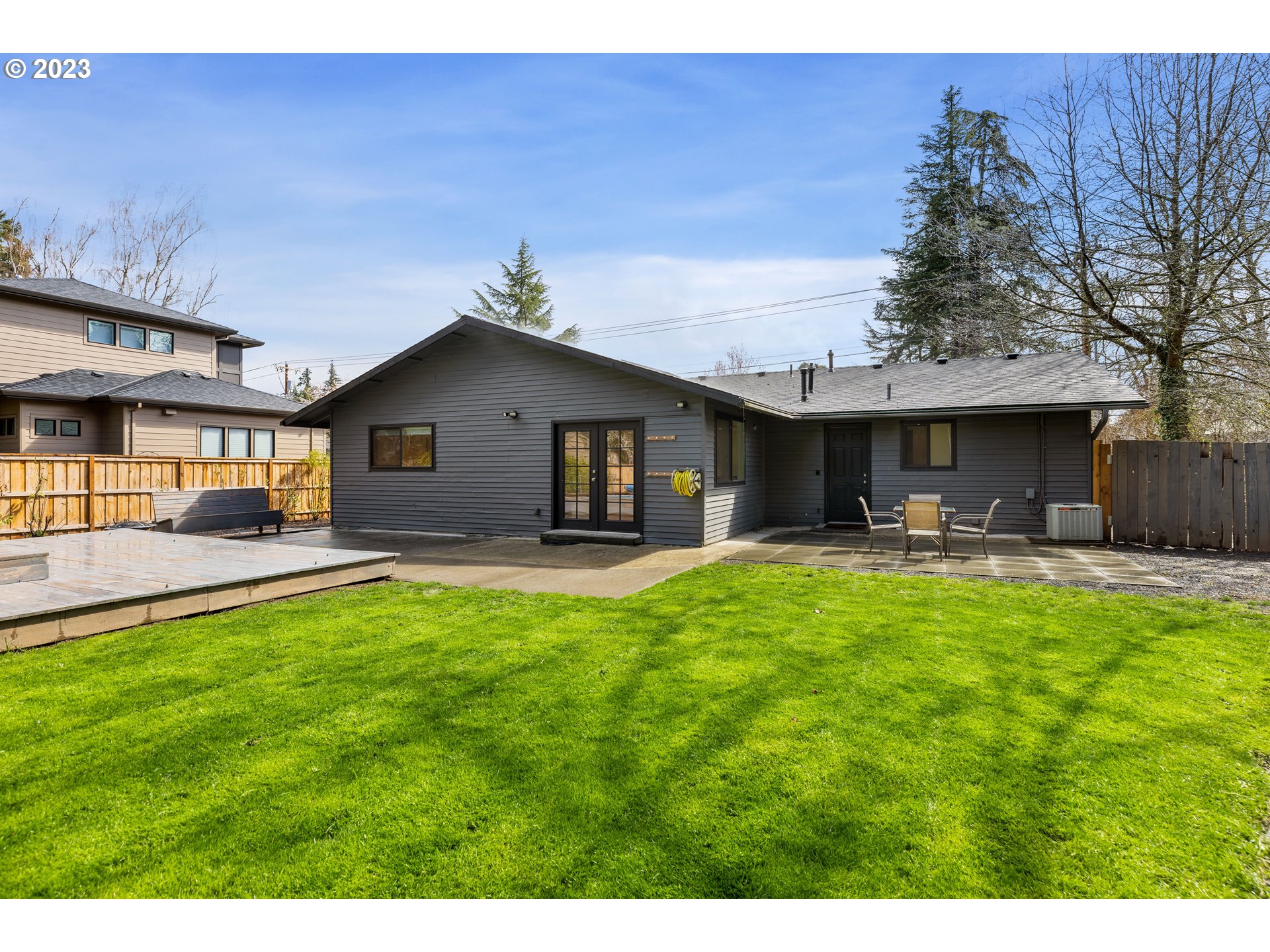 5465 Southwest Childs Road Lake Oswego, OR 97035 - Photo 34 of 36 Gallery Image 34