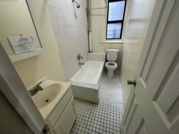 $218,999 | 30 Macombs Place, Unit 24 | Central Harlem