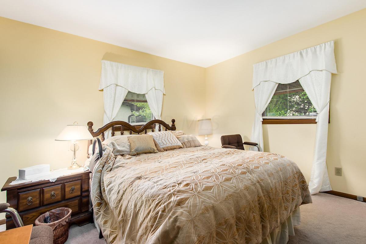 2663 North Star Road Columbus, OH 43221 - Photo 16 of 29