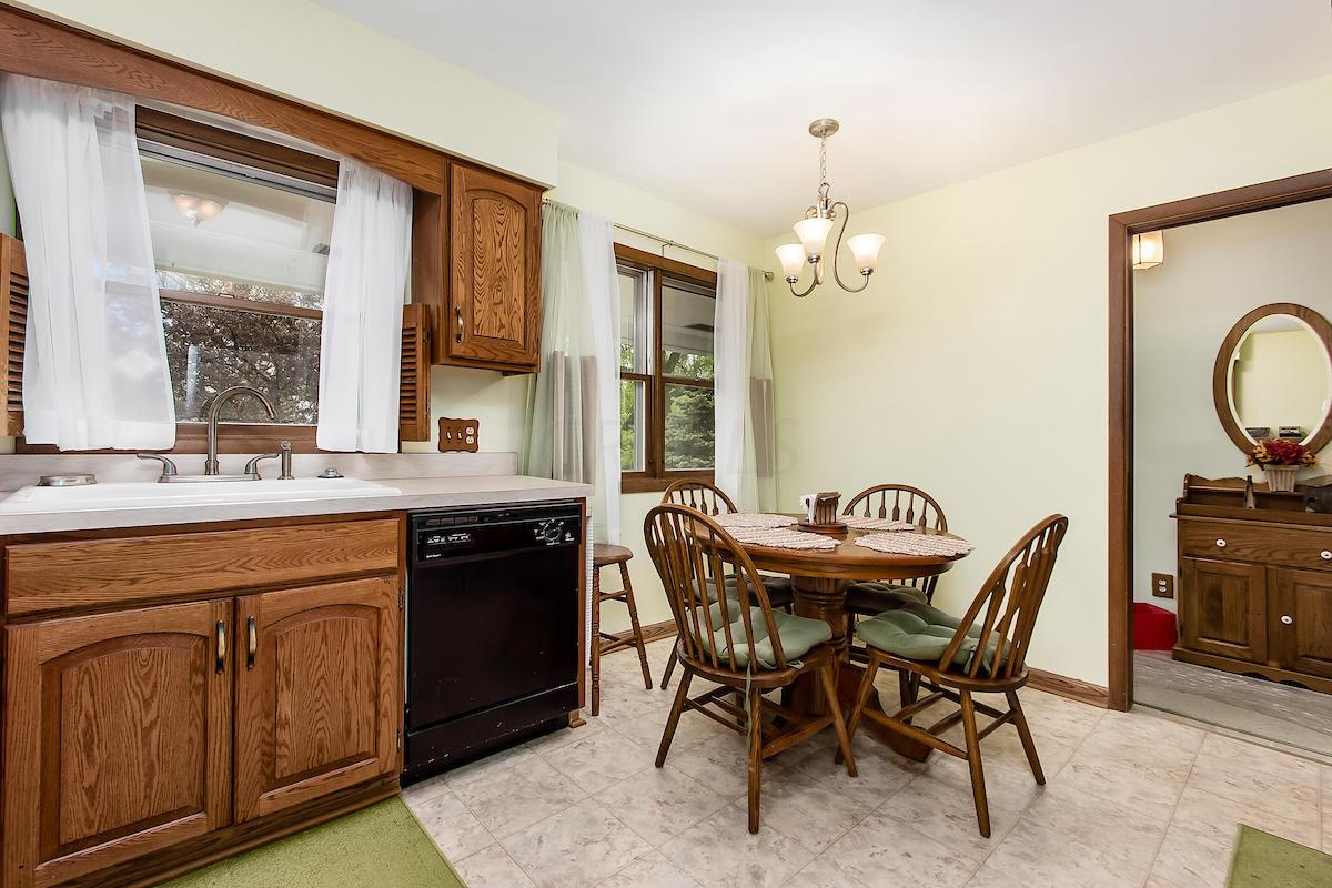 2663 North Star Road Columbus, OH 43221 - Photo 7 of 29
