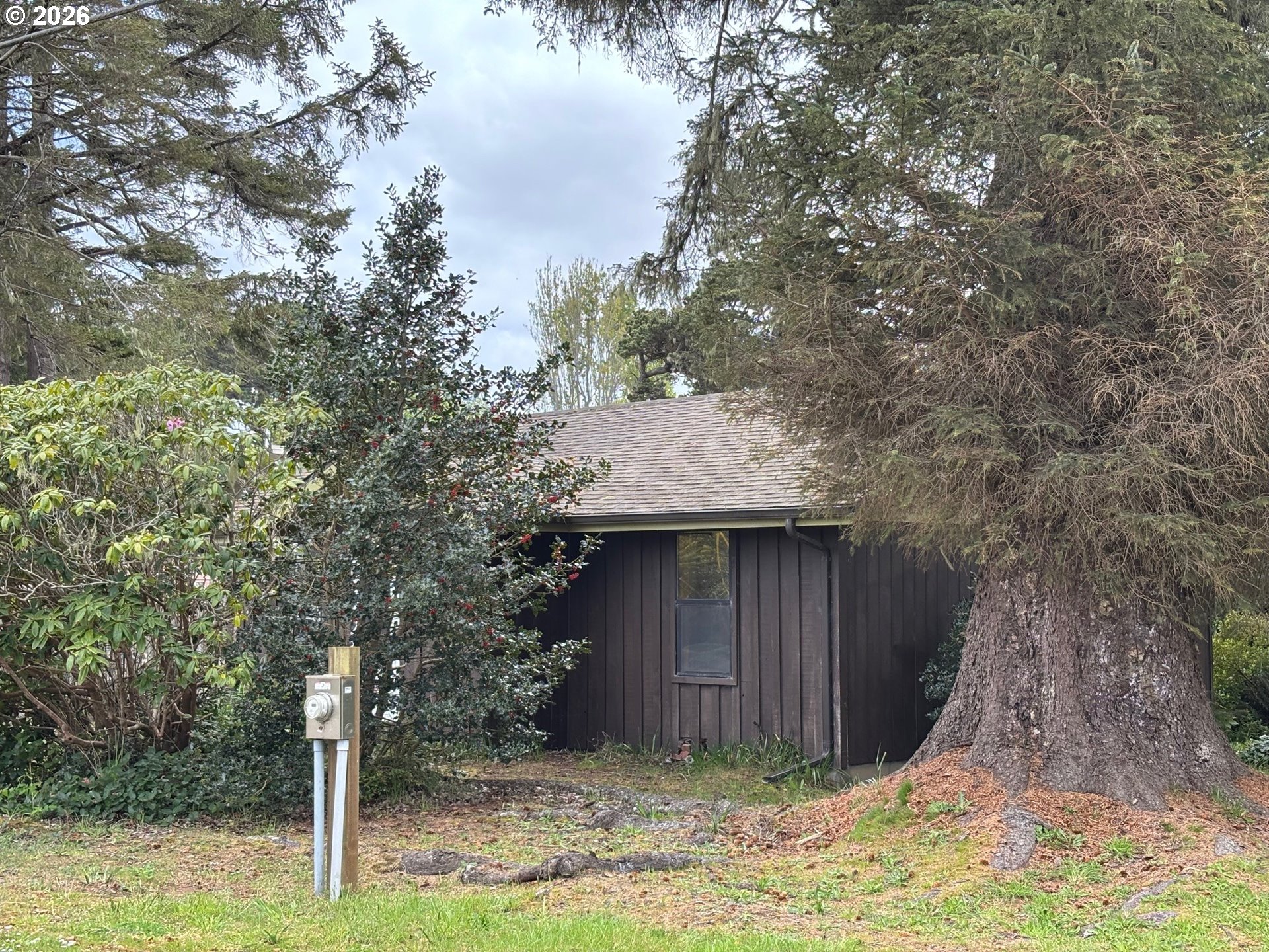 330 10th Street Southwest Bandon, OR 97411 - Photo 11 of 44